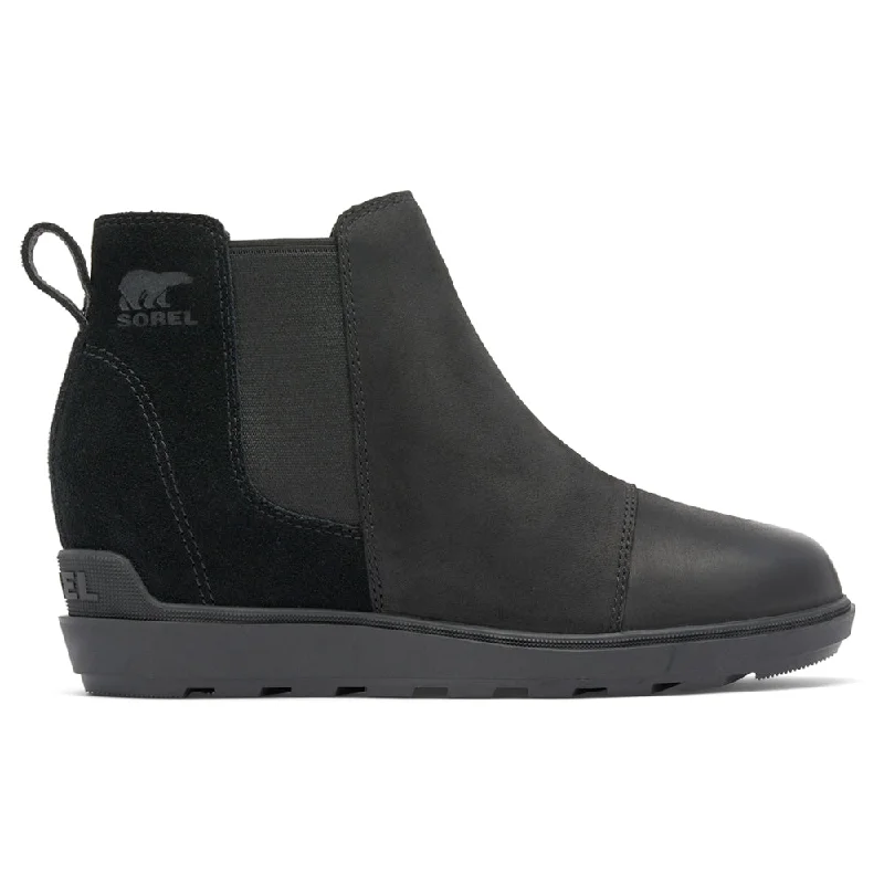 Evie II Round Toe Chelsea Boots