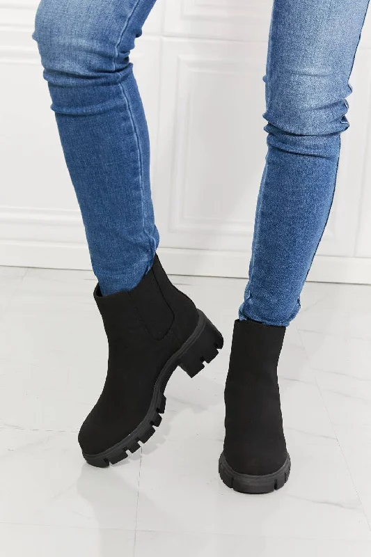 Work For It -  Matte Lug Sole Chelsea Boots in Black