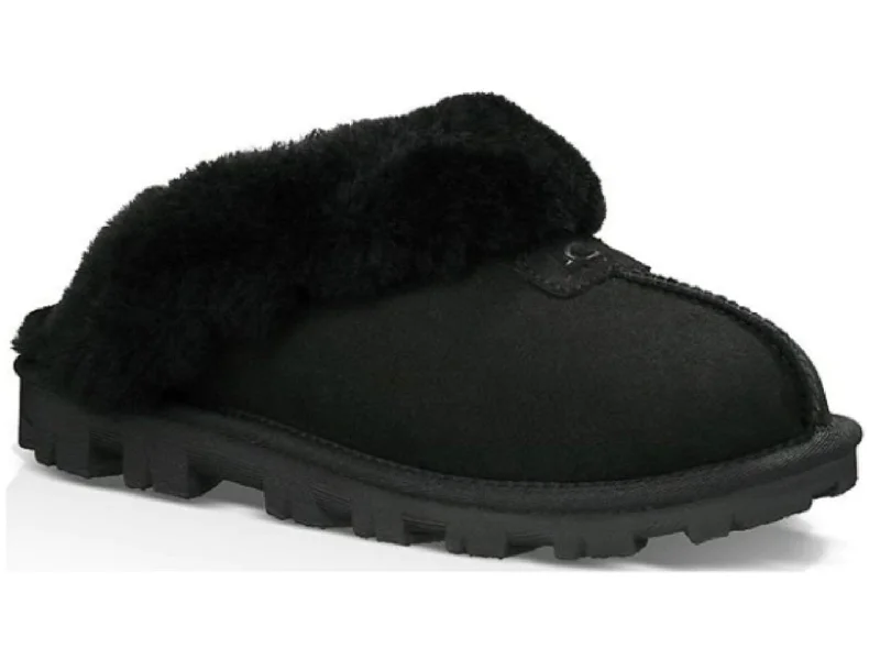 UGG: Coquette in Black