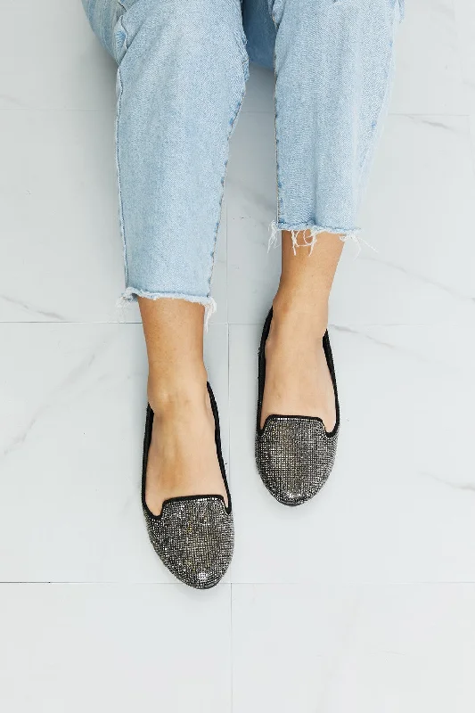 Rhinestone Round Toe Flats in Black/Pewter