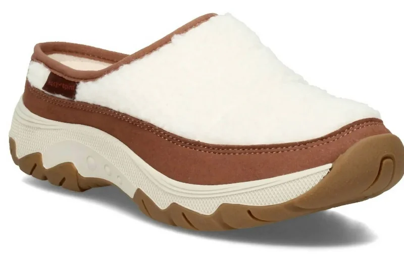 Women's Terrave2 Slip On Clog In Ivory